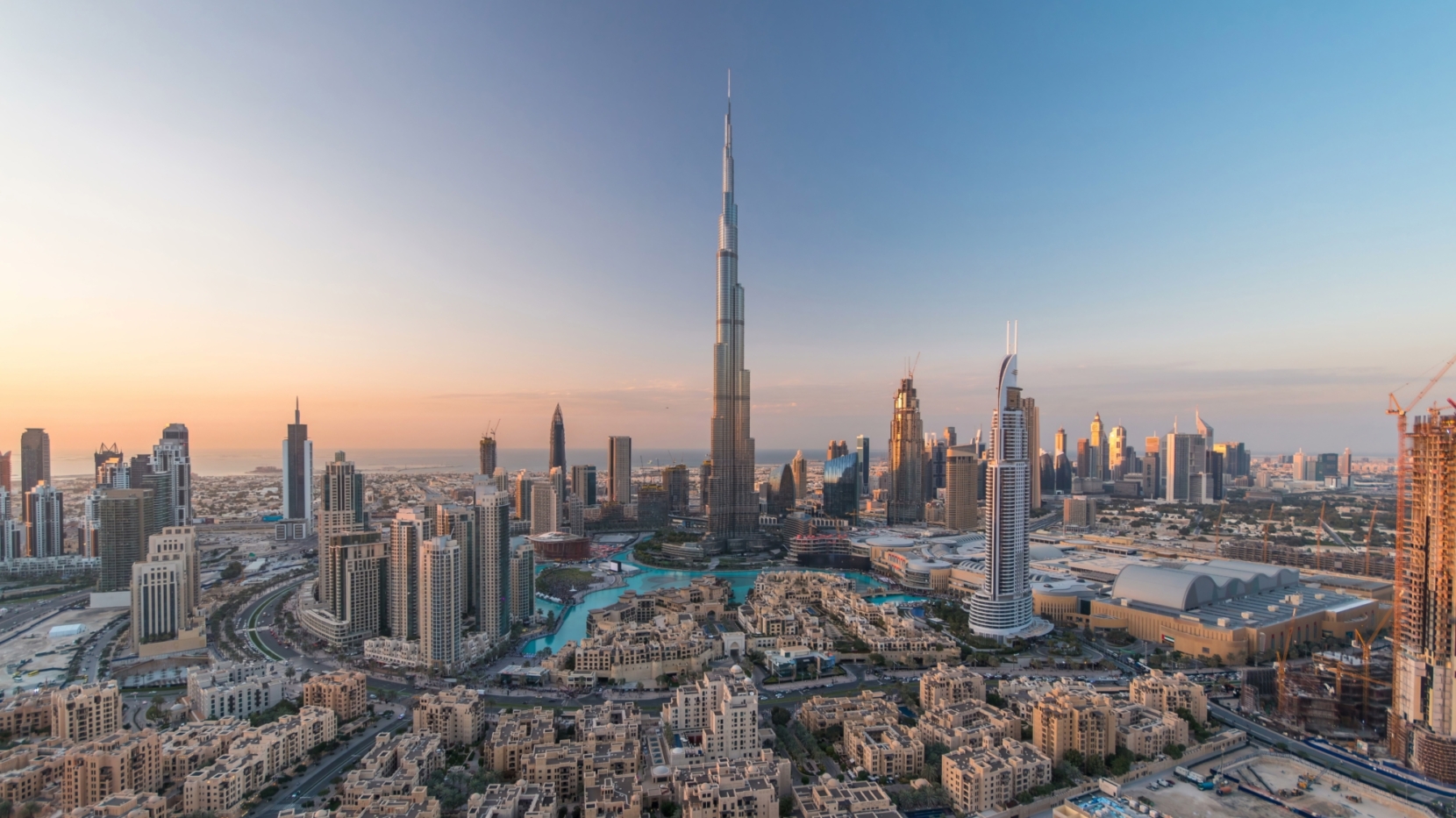 MODERN DUBAI